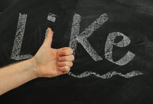 Facebook ist (noch) jung, wird aber immer älter 1 Das wohl wichtigste "Feature" von Facebook: Likes. (c) Pixabay.om
