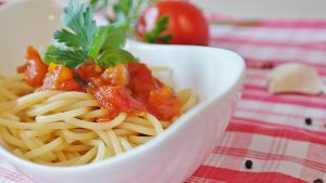 Ein Teller mit Pasta, Stichwort Urlauber. (c) Pixabay.com