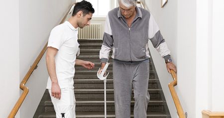 Künstliches Gelenk – und schon 3 Tage nach der OP wieder fit (c) Alek Kawka/ Herz-Jesu Krankenhaus GmbH, Wien