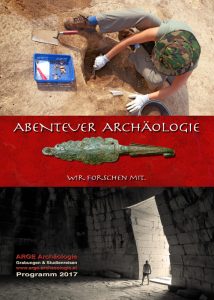 Folder Abenteuer Archäologie, Stichwort exklusive Weihnachtsgeschenke. (c) ARGE Archäologie