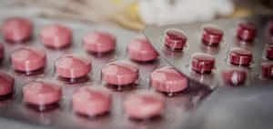 Nicht ohne meine Tabletten - Tipps für Flug- und Fernreisen 1 Tabletten. (c) Pixabay.com