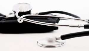 Gesundheitsinfos im Internet – Wie gut ist Dr. Google wirklich? 1 Ein Stethoskop, Stichwort Gesundheit. (c) Pixabay.com