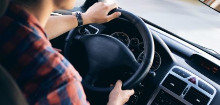 Sekundenschlaf – So schützt man sich vor Müdigkeit am Steuer (c) Pixabay.com