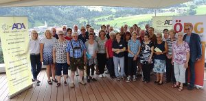 Ö-weite Schulungsinitiativen: Wissen als "Diabetesmedizin" 1 Ein Gruppenbild von Kursteilnehmer*innen, Stichwort Schulungsinitiativen. (c) Aktive Diabetiker Austria (ADA)
