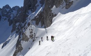 Skitourengehen – anstrengend, aber gesund für Körper UND Seele 2 (c) ISAG