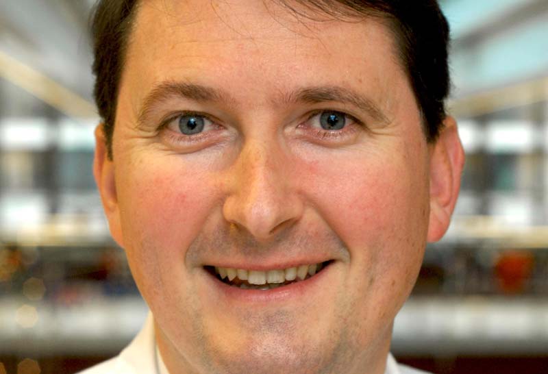 Portrait Univ.-Prof. Dr. Wolf Dieter Baumgartner geschäftsführender Oberarzt an der Universitätsklinik für Hals-, Nasen- und Ohrenkrankheiten der MedUni Wien/ AKH Wien (c) Baumgertner