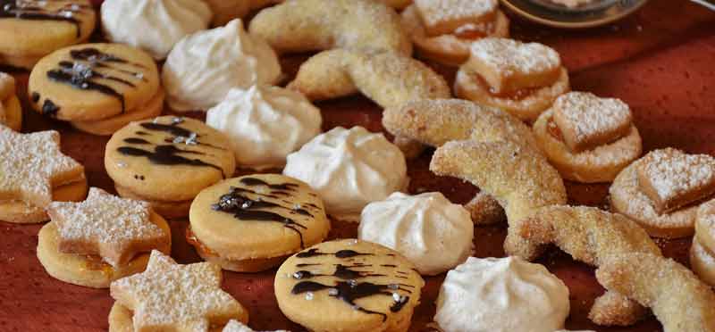 Backnation Nr. 1: pro Jahr werden 62 Mio. Kuchen selbst gebacken 2 Stichwort backen: verschiedene Sorten Kekse. (c) Pixabay.com