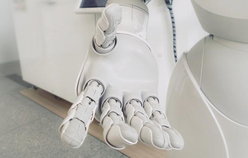 Eine Roboterhand. (c) unsplash.com/photos/jIBMSMs4_kA