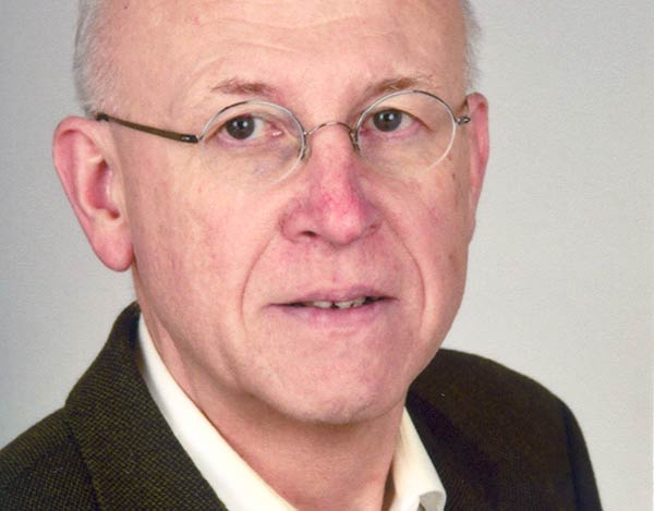 Rheuma: Umfrage zeigt dringenden Bedarf an mehr Selbsthilfe 1 Portrait Priv.-Doz. OA Dr. Josef Hermann, Klinische Abteilung für Rheumatologie und Immunologie an der Medizinischen Universität Graz und Leiter der Sektion Patientenpartnerschaft innerhalb der Österreichischen Gesellschaft für Rheumatologie. (c) Opernfoto Graz