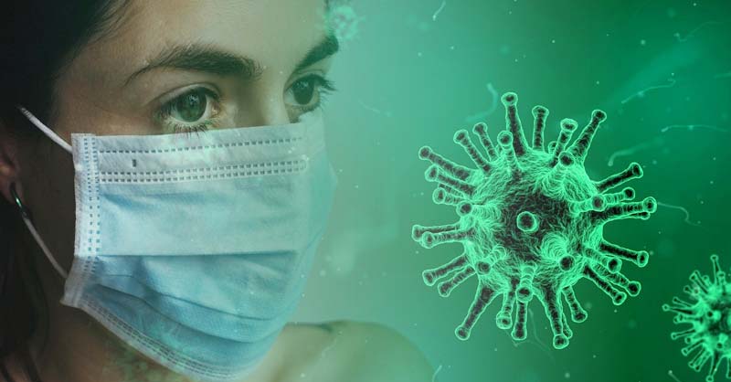 Covid-19 Fakten-Check: Wegweiser durch den 'Fake News Dschungel' 2 Eine Frau mit Mundschutzmaske neben einem Coronavirus. (c) Pixabay.com
