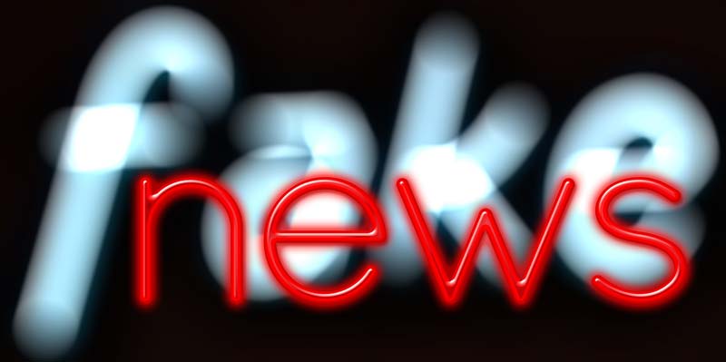 Covid-19 Fakten-Check: Wegweiser durch den 'Fake News Dschungel' 1 Schriftzug fake news, Stichwort Fakten-Check. (c) Pixabay.com