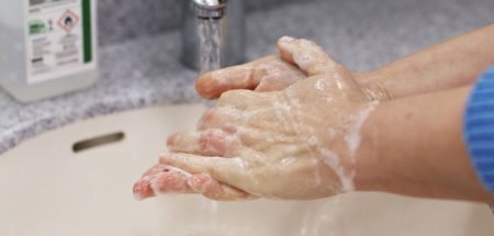 Hände beim Händewaschen. (c) Pixabay.com