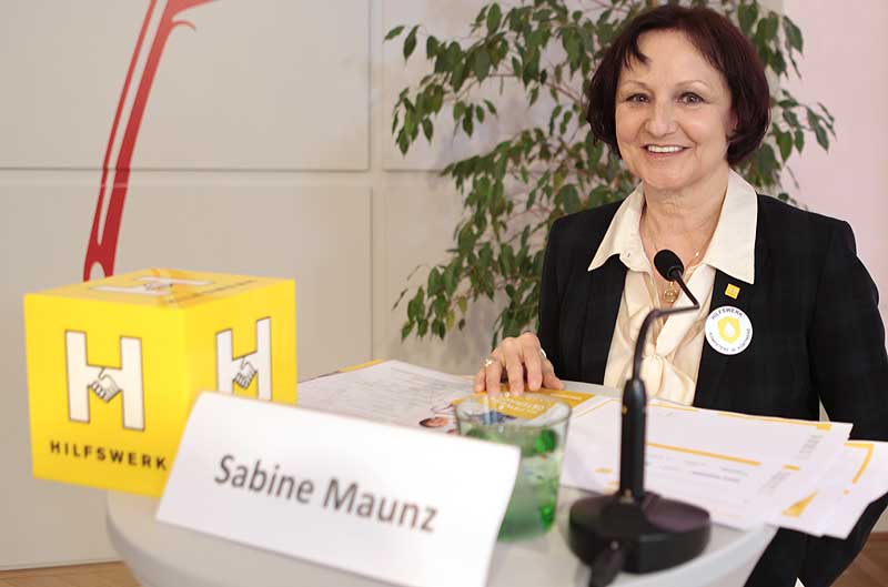 Sabine Maunz im Rahmen einer PK.
(c) Hilfswerk/ Roland Wallner
