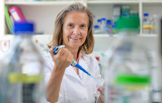 Ines Swoboda erforscht in einem Labor die Rolle von Epithelzellen im Zusammenhang mit Allergien.
(c) Pixabay.com