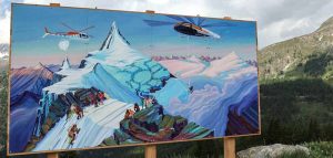 Kunstwerk von Anna Meyer bei der Auffahrt von Heiligenblut. (c) Franz Neumayr