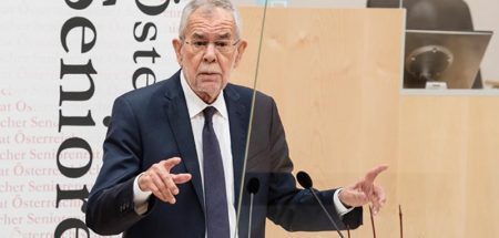 Alexander Van der Bellen bei einer Rede im Parlament anläßlich der 12. Vollversammlung des Seniorenrates. (c) Parlamentsdirektion/ Thomas Jantzen