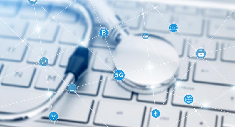 Gesundheitswesen – Österreichs Weg zum »Digital Health Space« 2 Ein Stethoskop auf einer Tastatur, darüber digitale Symbole und Linine.
(c) AdobeStock
