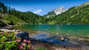 Traumhafte Kulisse am Steirersee auf der Tauplitzalm. (c) TVB Ausseerland Salzkammergut/ Tom Lamm