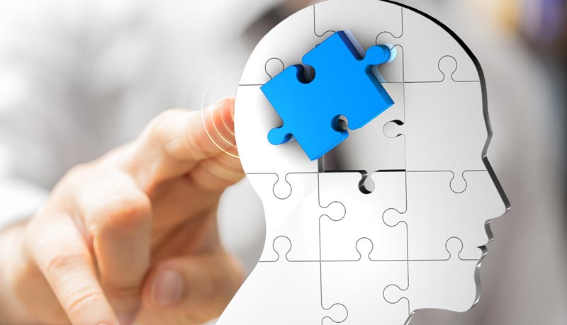 Koffein und Demenzrisiko: 18 Prozent weniger Risiko durch Kaffeegenuss? 1 Illustration eines menschlichen Kopfes als weißes Puzzle, bei dem ein blaues Puzzleteil eingesetzt wird.
(c) AdobeStock